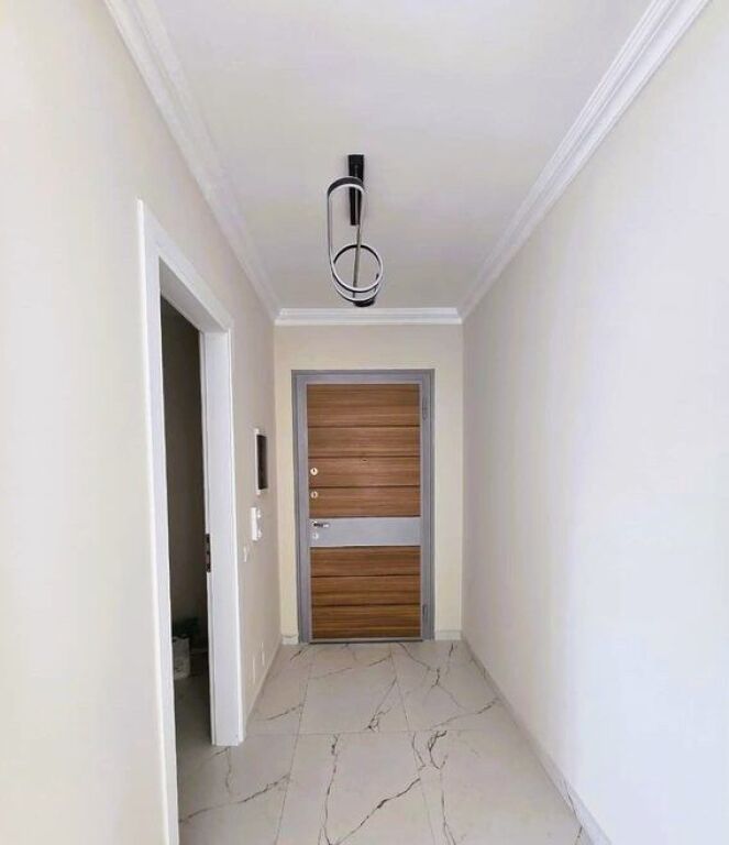 APARTAMENT 2+1 BOSH PER QIRA TE 'DONIKA CENTER'!