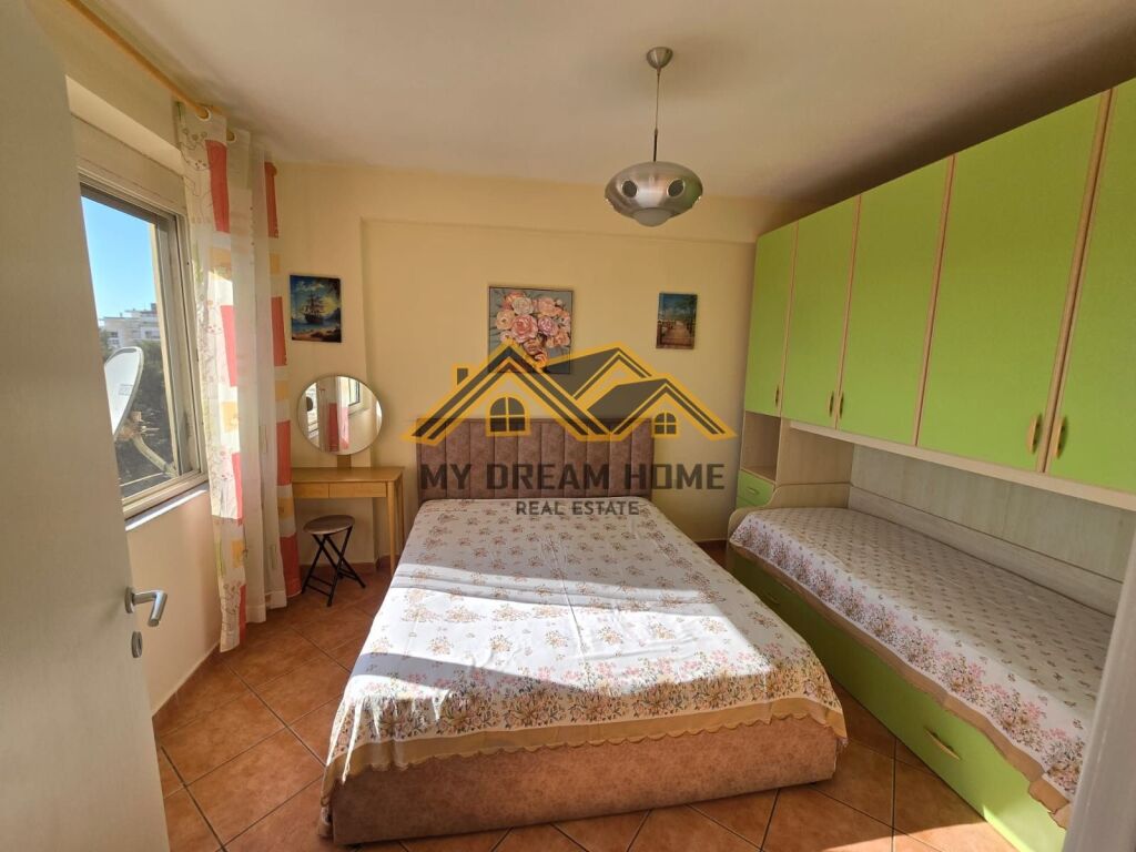 JEPET ME QIRA APARTAMENT 1+1 PLAZH DURRES