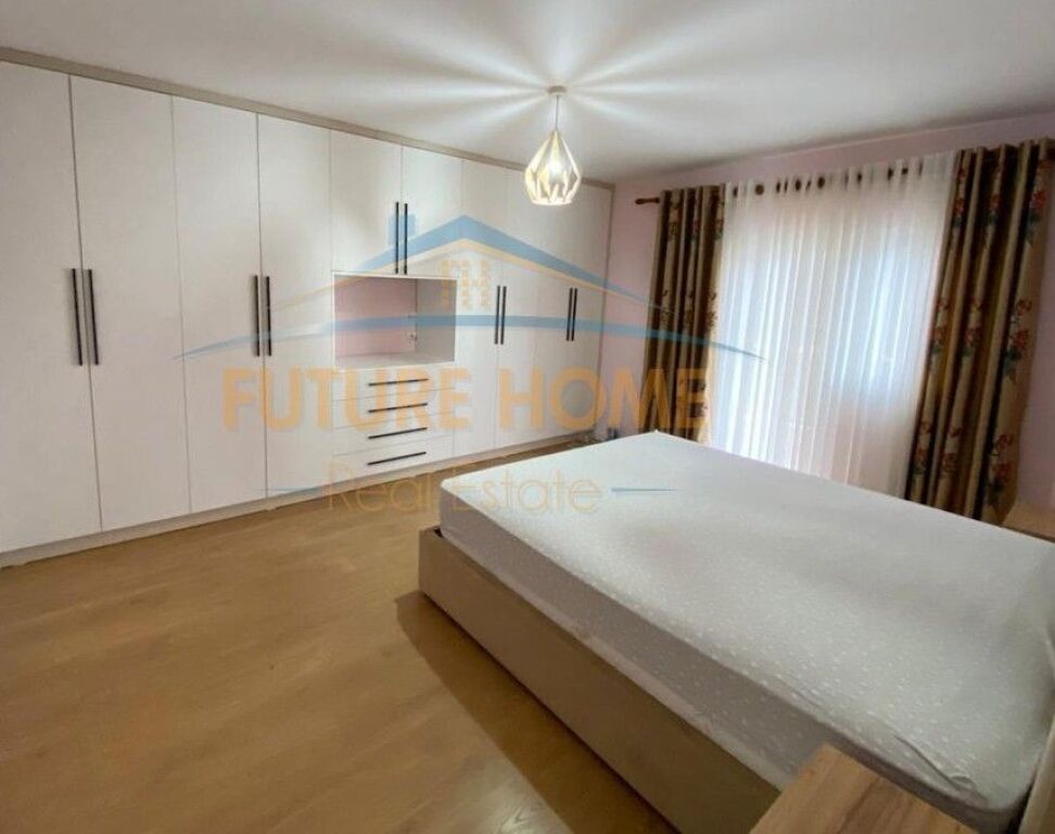 Affitto, Appartamento 1+1, Comune di Parigi, Tirana