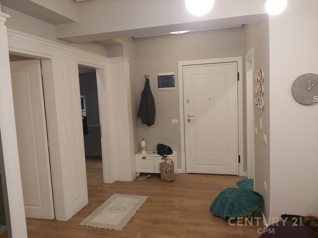 APPARTAMENTO 1+1 CON CUCINA SEPARATA IN AFFITTO A MYSLYM SHYR