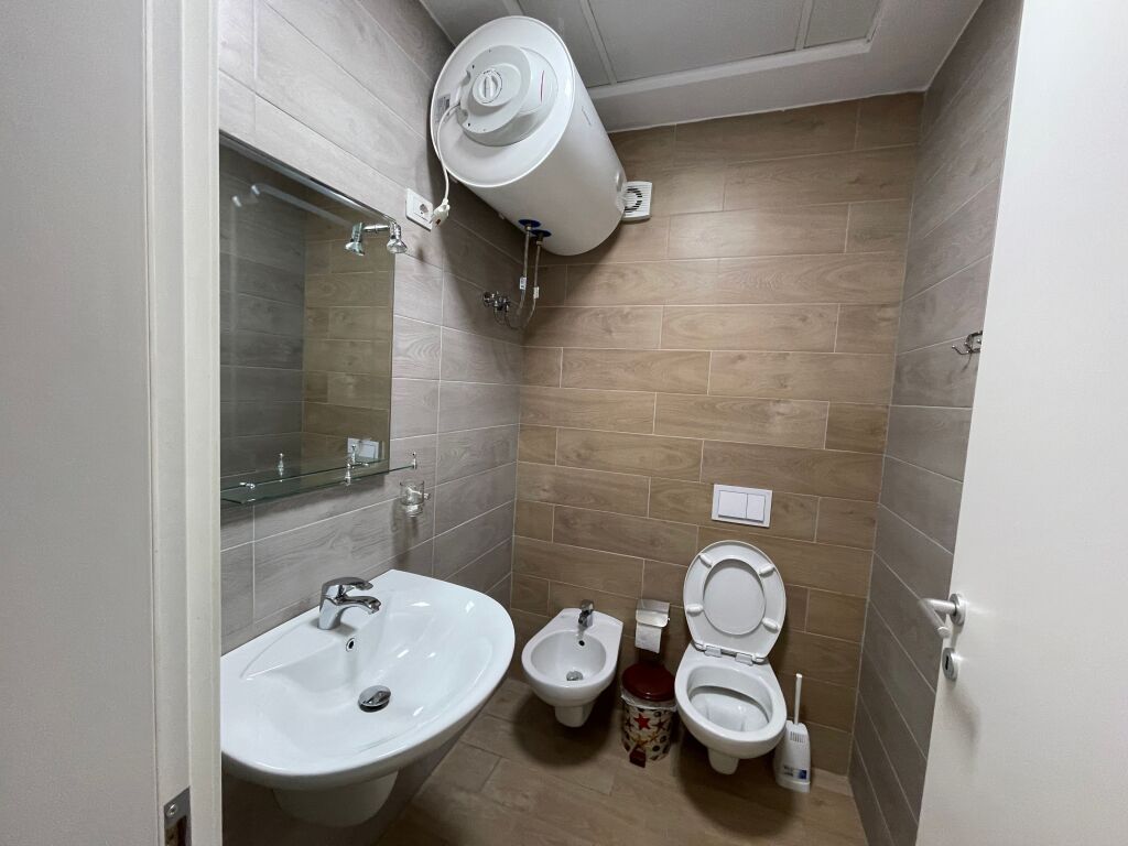 Jepet me qera 2+1 tek Fioro Di Bosko