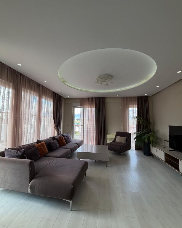 Appartamento 3+1+2 con Garage in Affitto – Complesso FZ, Lago Asciutto