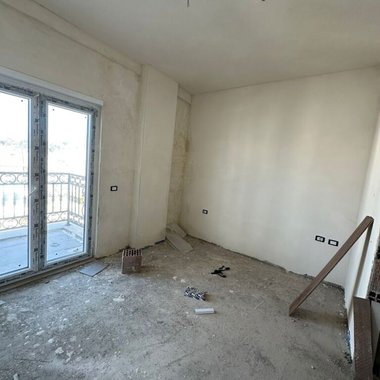 🏡 Shitet Super Apartament 1+1 – Square 21 ✨