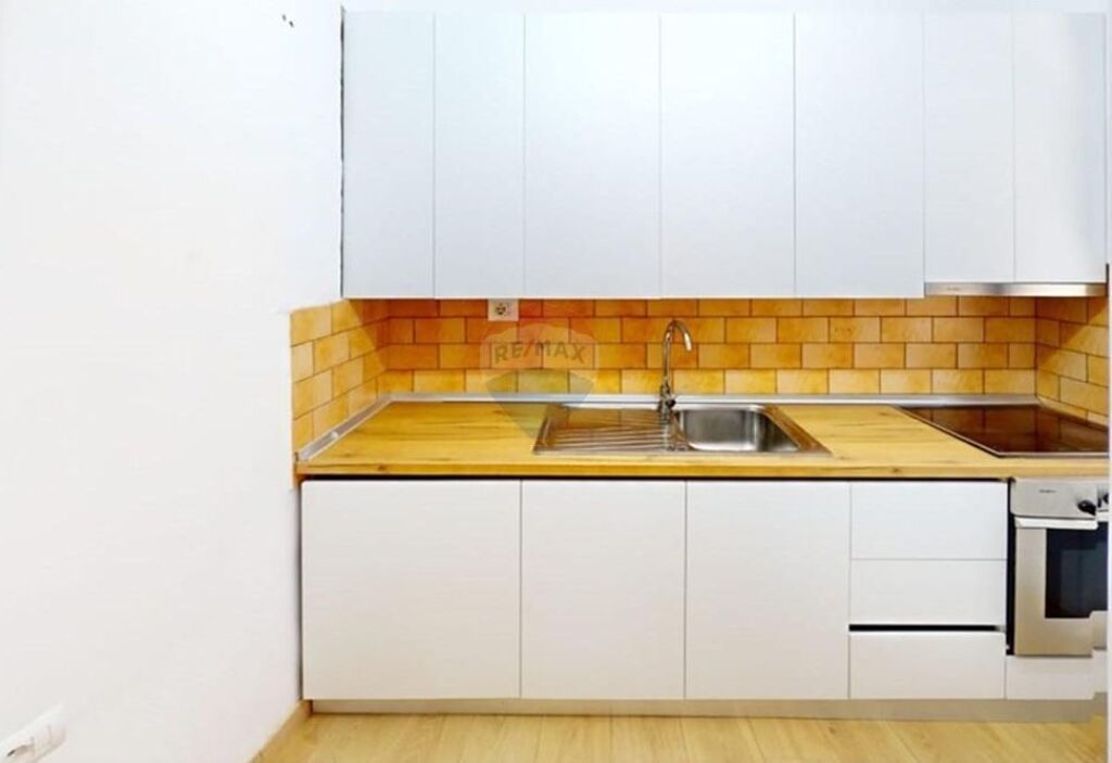 Apartament 1+1 me qira, Myslym Shyri