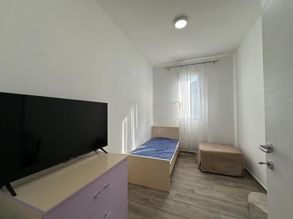 APARTAMENT 2+1+POST PARKIMI PER QIRA PRANE KOMBINATIT !