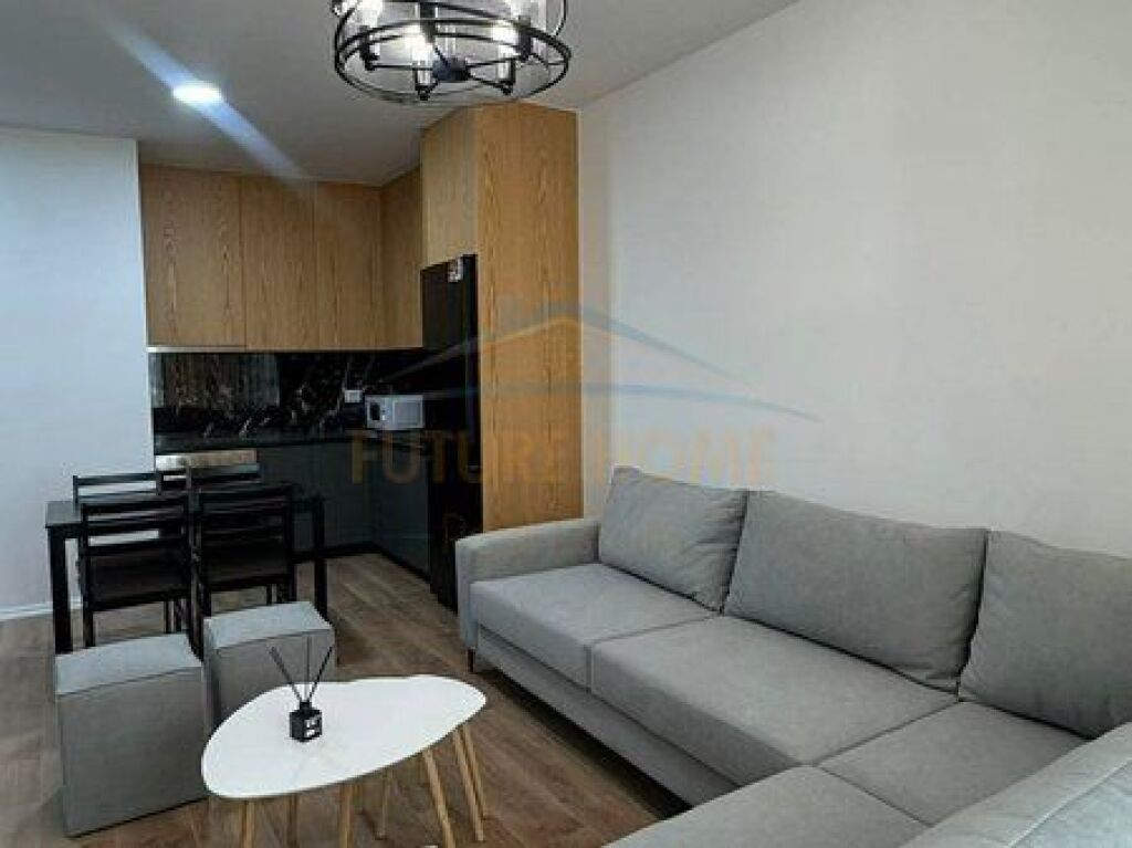 Affitto, Appartamento 1+1, Accesso Tirana