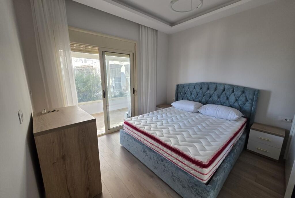 Ne Vlorë Shitet Apartament 2+1 Me Pamje Nga Deti