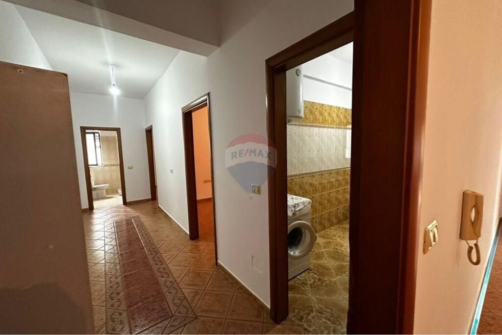 Apartament 2+1+2 ne shitje , Vlore