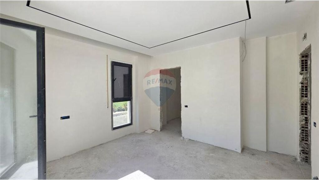 Apartament 2+1+2 në shitje, Vlorë,prane shkolles se Marines