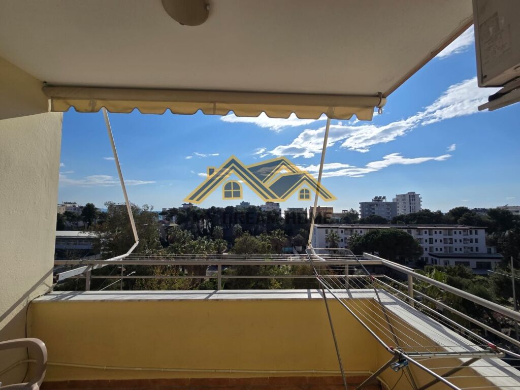 JEPET ME QIRA APARTAMENT 1+1 PLAZH DURRES