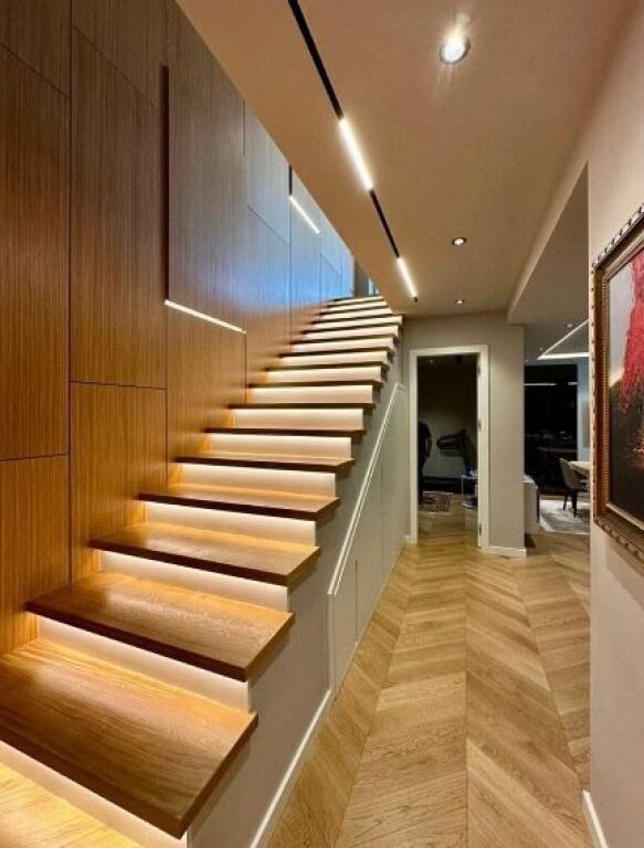 📌Luxury 3-Storey Villa for Sale – Mandarin Residence