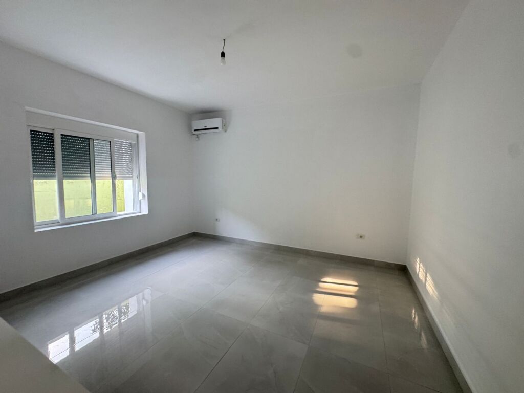 apartament 3+1 i mobiluar  ne Don Bosko per qeradhenie