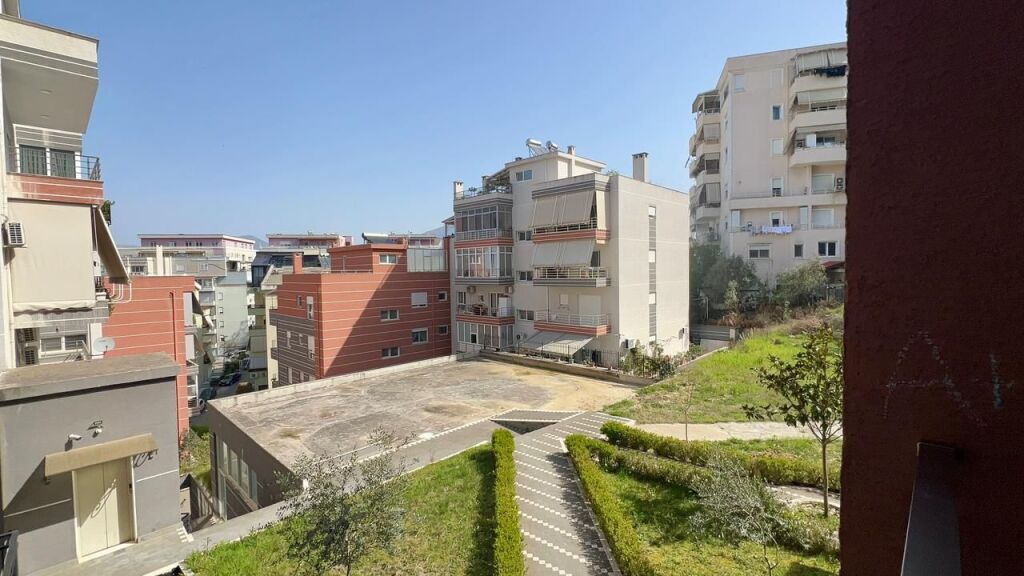 🏡 FOR RENT: 2+1+2 Balconies 📍 Botanical Garden Area (Near the Mosque) – 58,000 ALL/Month – 1st Floor – 110 m² || Detailed Investment ✨️