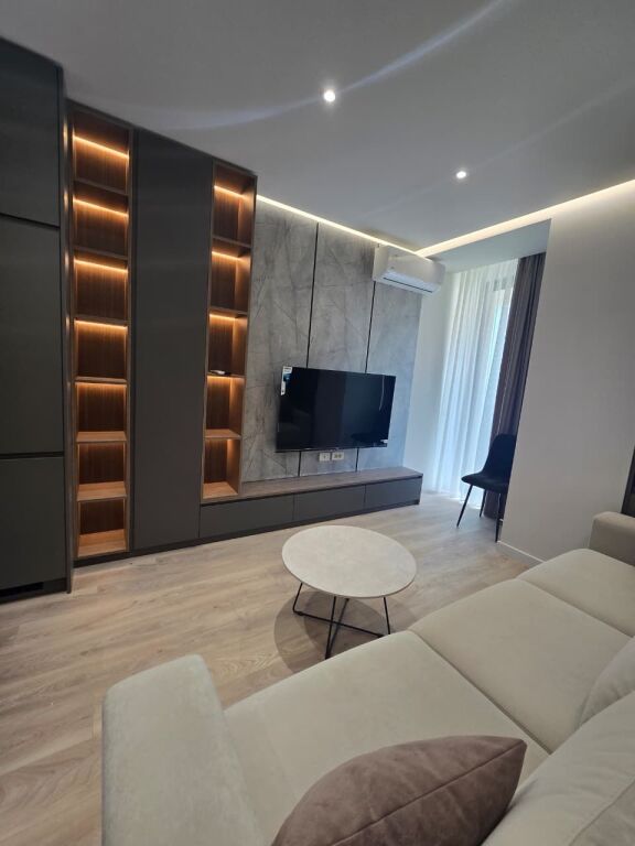 Apartament me qera - Mine Peza