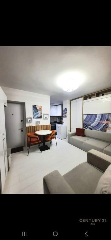 Shitet Studio ne Ali Demi!