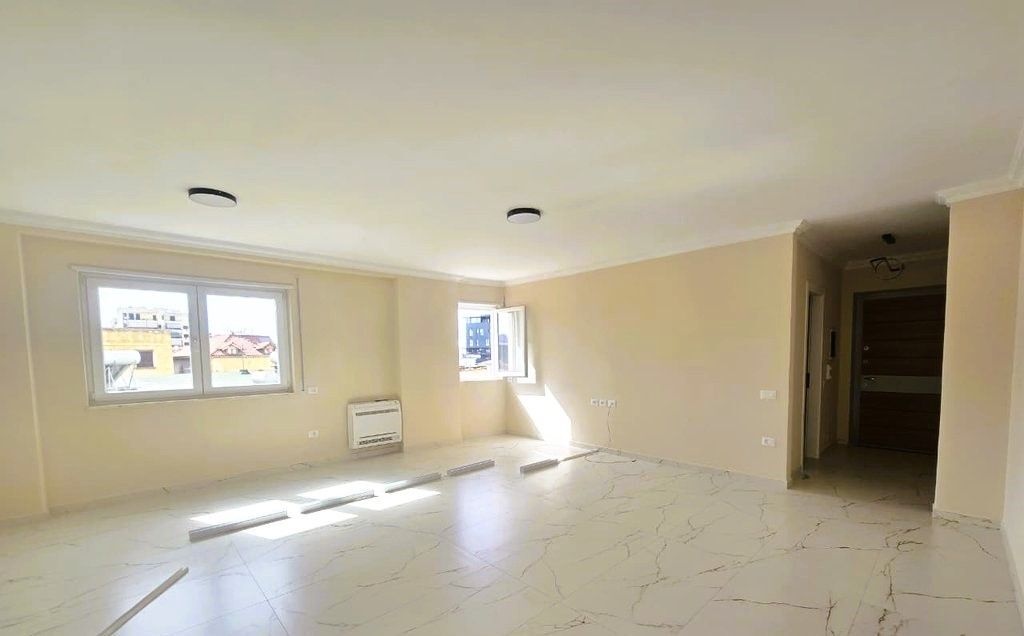 APARTAMENT 2+1 BOSH PER QIRA TE 'DONIKA CENTER'!