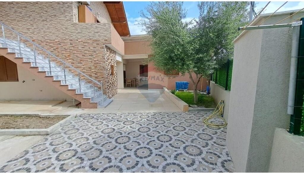 Apartament 1+1 me qera , Plazhi i Vjeter