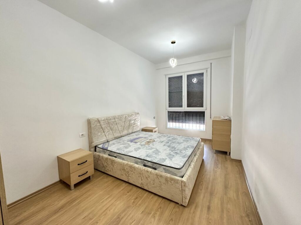 Apartament 1+1 Me Qira 5 Maj