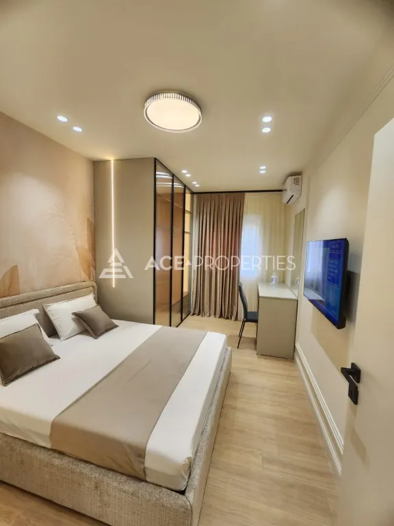 Shitet Apartament 1+1 Plazh Iliria