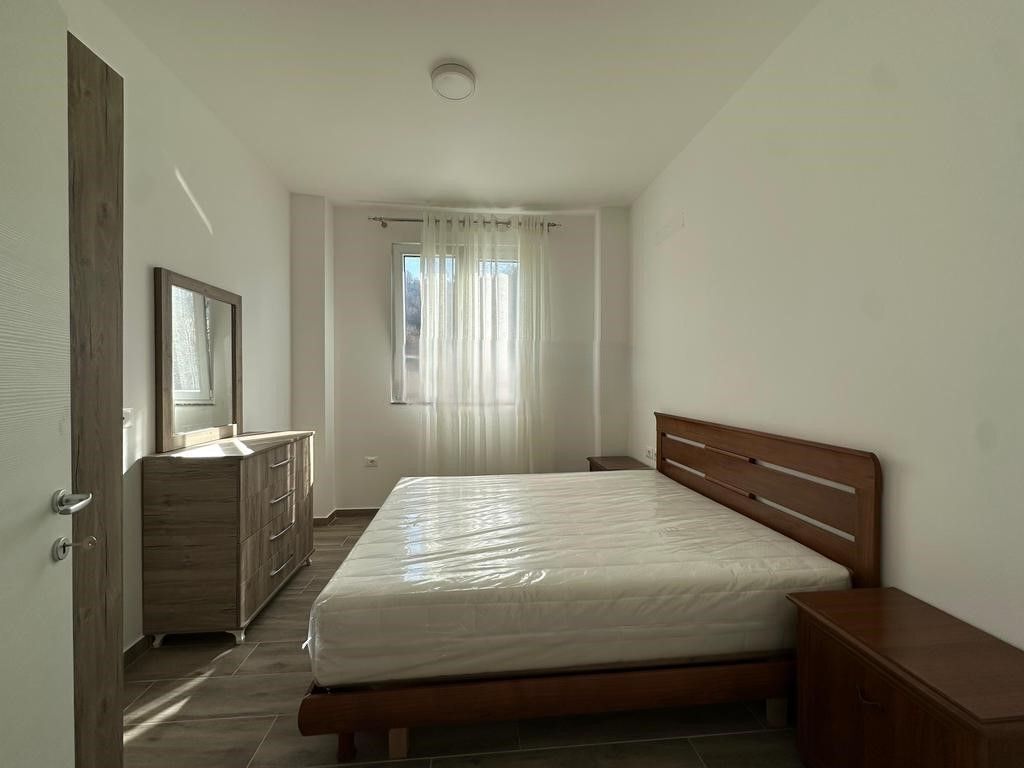 APARTAMENT 2+1+POST PARKIMI PER QIRA PRANE KOMBINATIT !