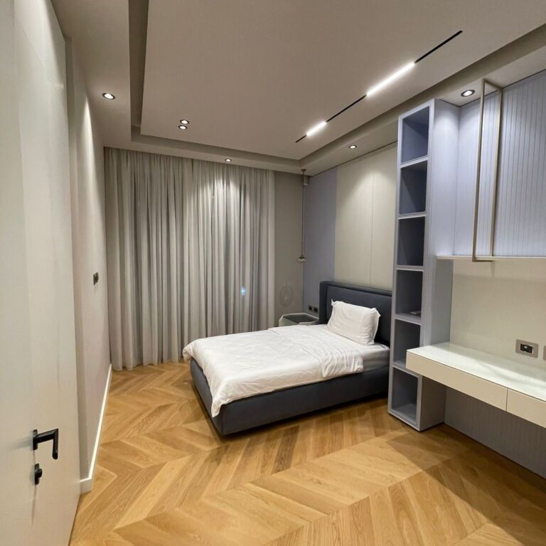 🏡 Villa su 3 Piani in Vendita – Mandarin Residence