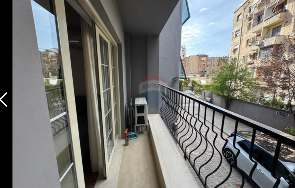 Apartament per shitje 2+1+2 tek Rruga e Elbasanit