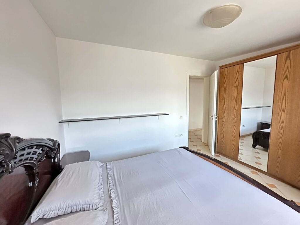 Apartament 1+1 Me Qira,Komuna e Parisit