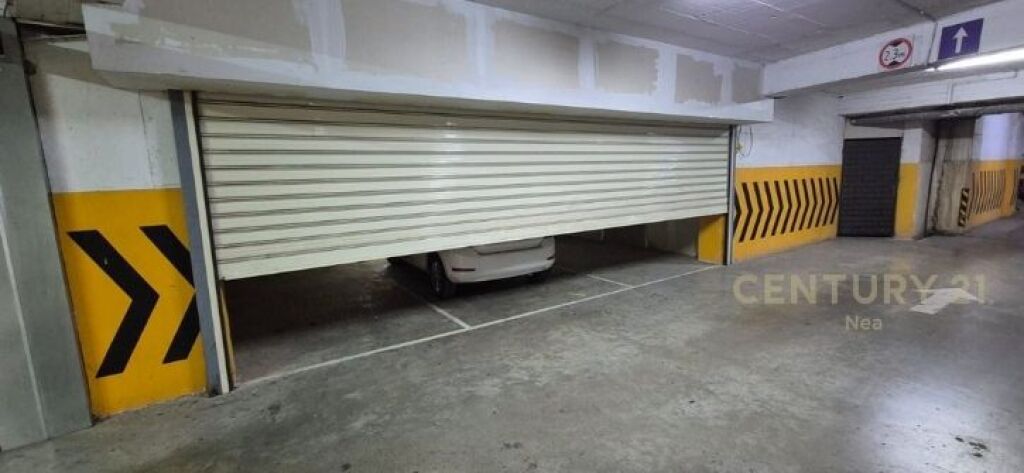 3 parking spaces for sale – ideal investment opportunity