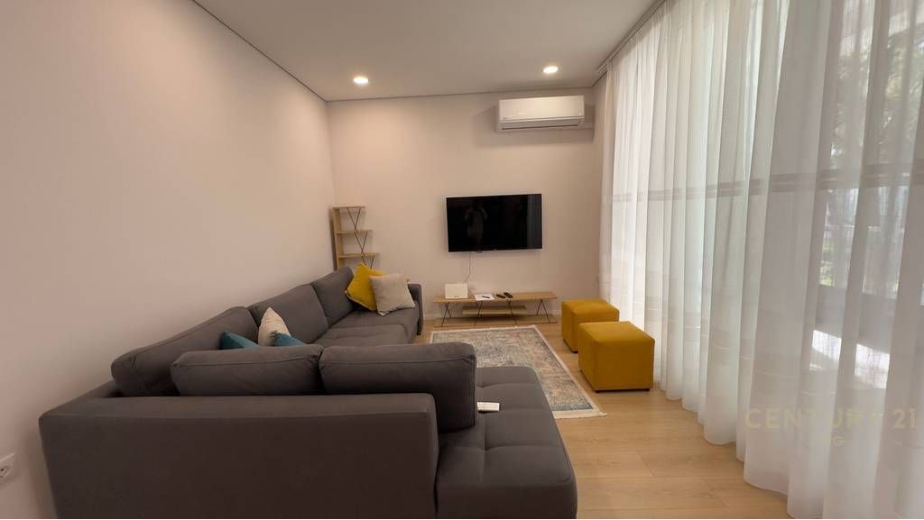 Shitet Apartament 2+1 tek San Pietro!