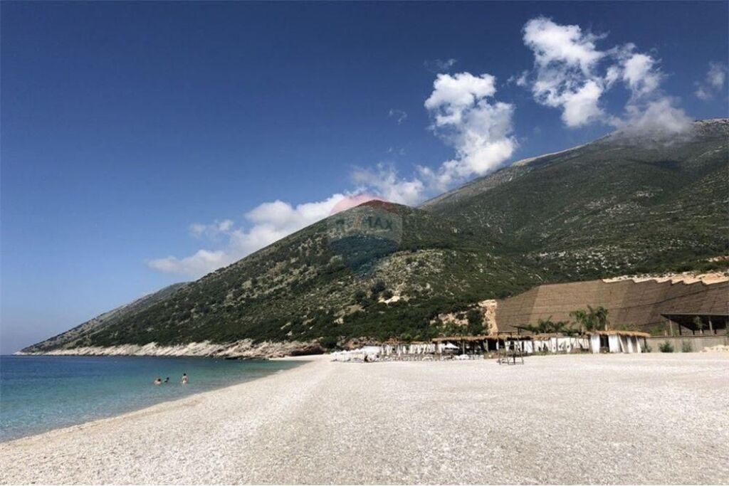 Apartament 1+1+post parkimi ne shitje , Green Coast