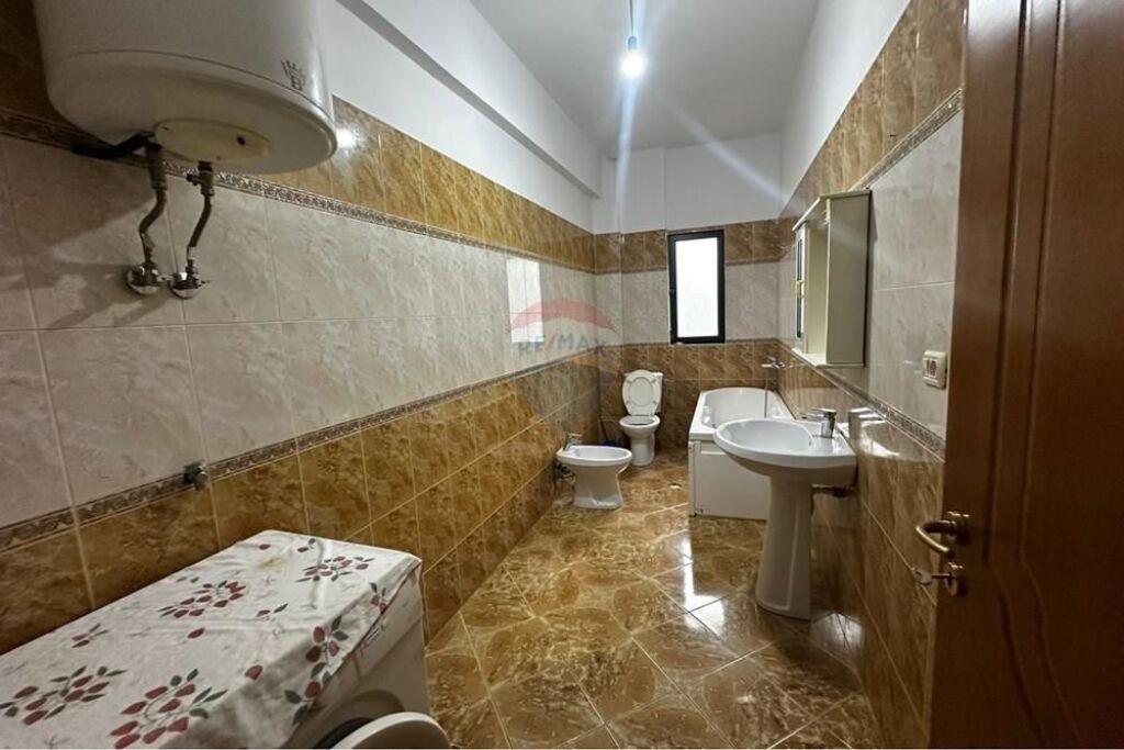 Apartament 2+1+2 ne shitje , Vlore