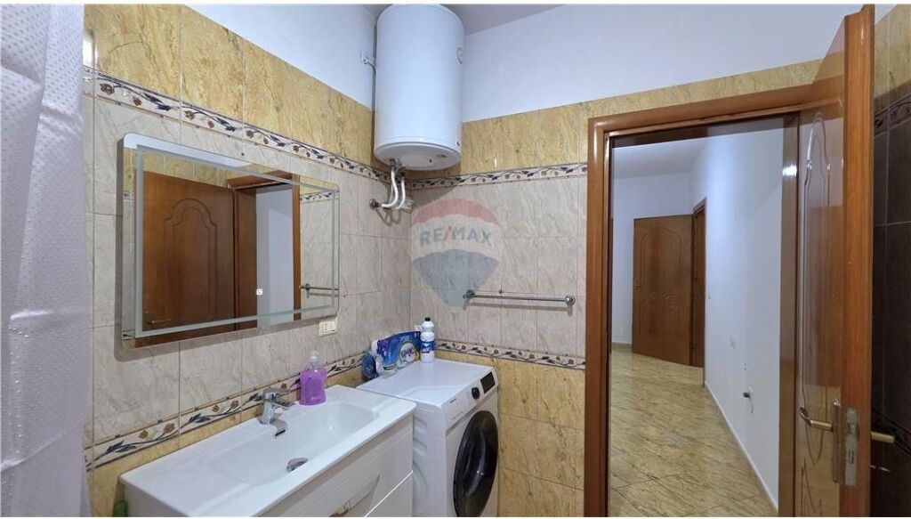 Apartament 2+1 me qera , Rruga e Cipajve