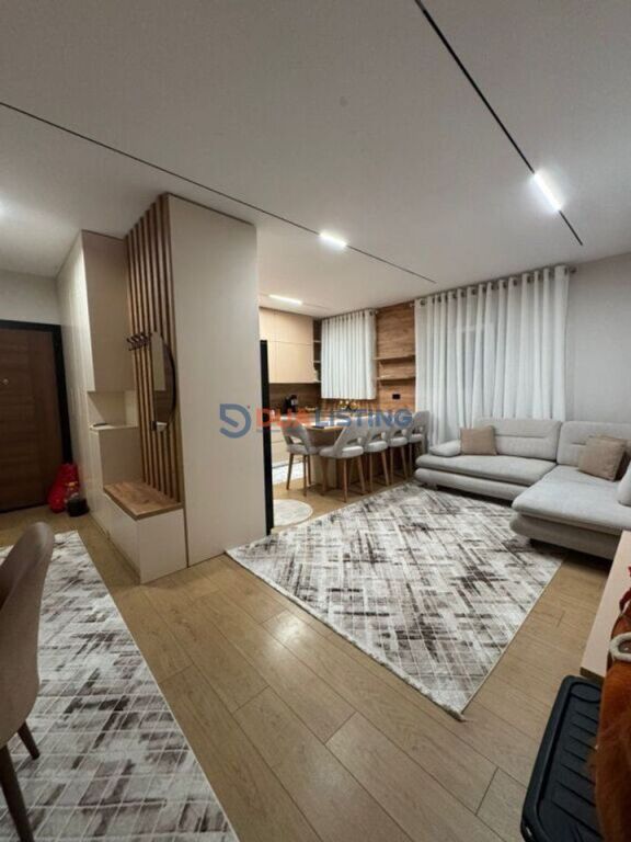 🏡 Jepet me qira apartament 2+1+2 tek Rruga e Dibrës, pranë Shkollës së Bashkuar