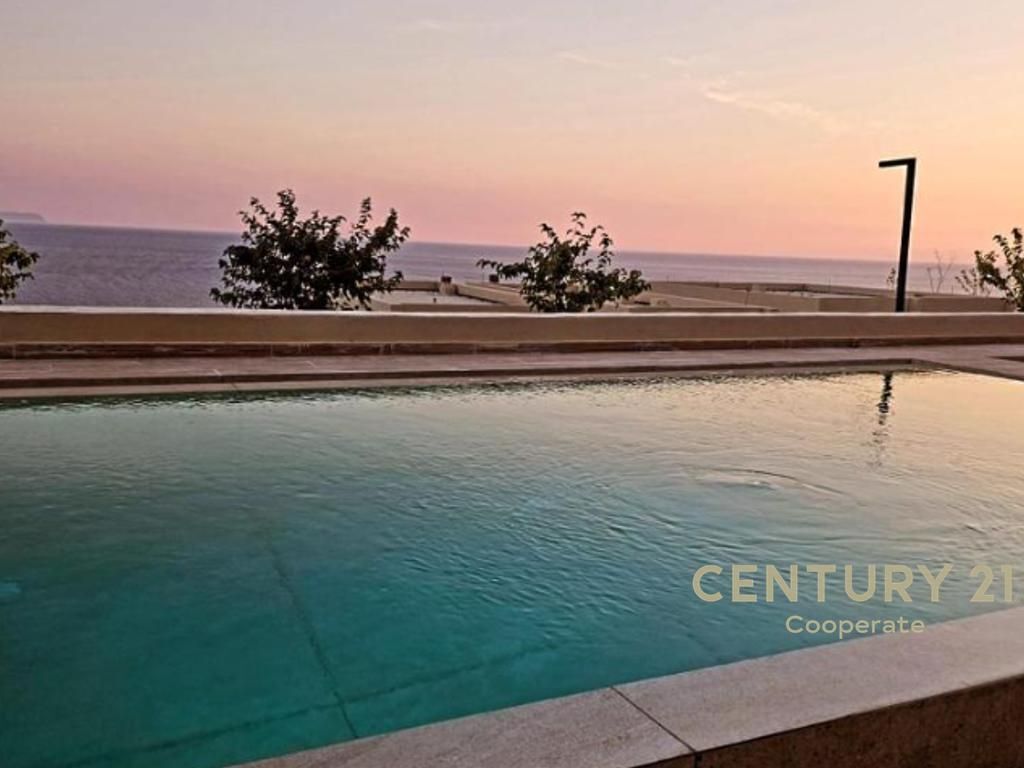 JEPET ME QERA SEZONALE - VILE NE GREEN COAST 1.