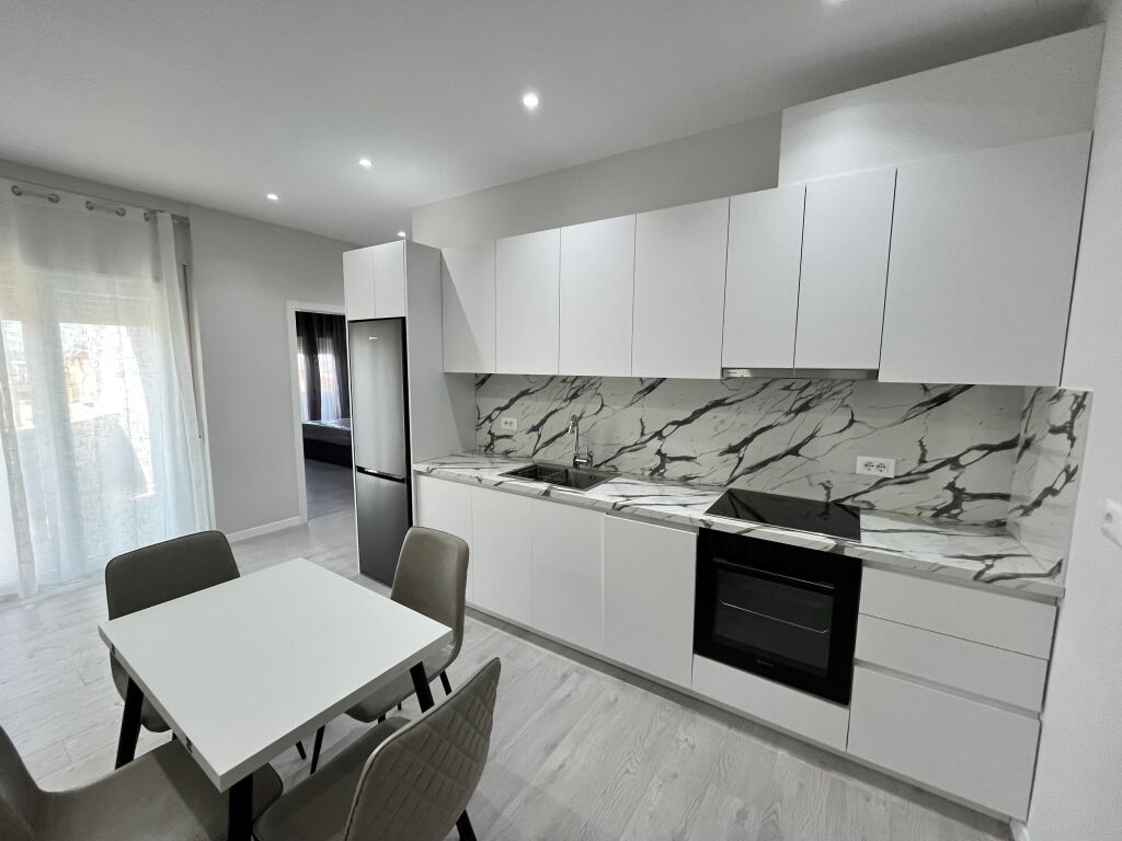 Jepen me qira apartamentet 1+1/2+1 tek Kodra Priftit