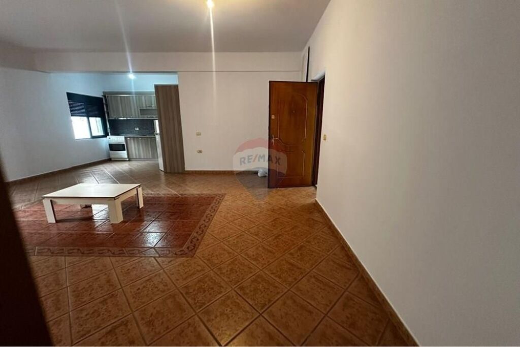 Apartament 2+1+2 ne shitje , Vlore