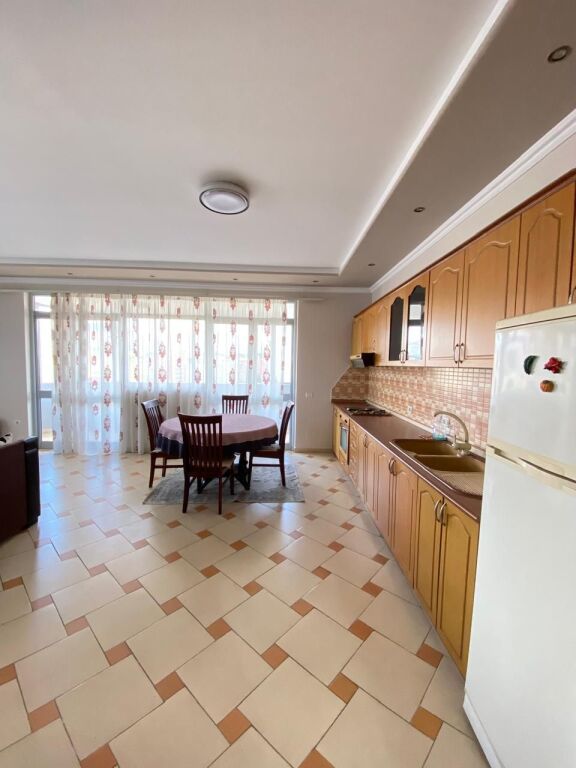 Appartamento 1+1 In Affitto, Comune di Parisit