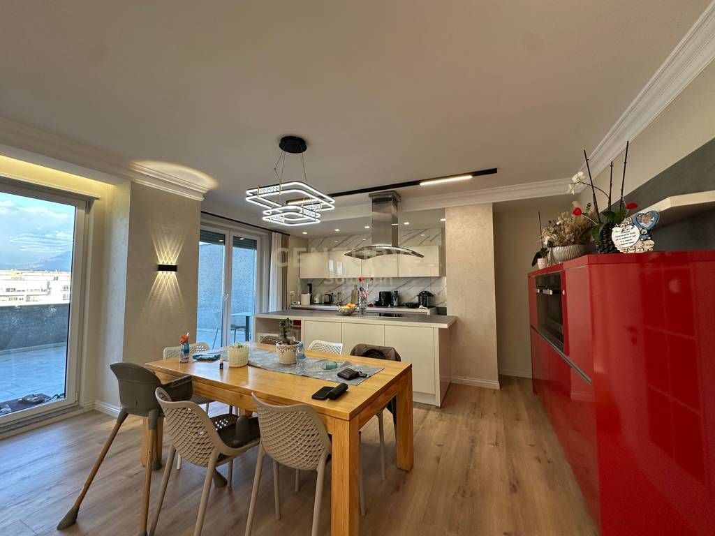 APPARTAMENTO 3+1+2+ VERANDE IN VENDITA VICINO VILLA L !