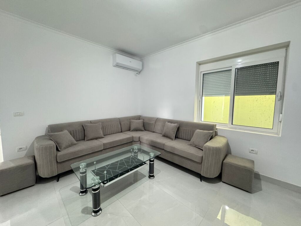 apartament 3+1 i mobiluar  ne Don Bosko per qeradhenie