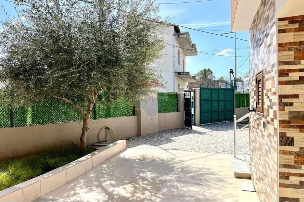 Apartament 1+1 me qera , Plazhi i Vjeter