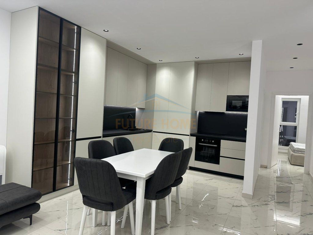Apartament 2+1+2 për Qera ne Laprake tek Aura Complex.