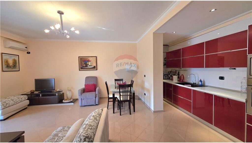 Apartament ne shitje 1+1