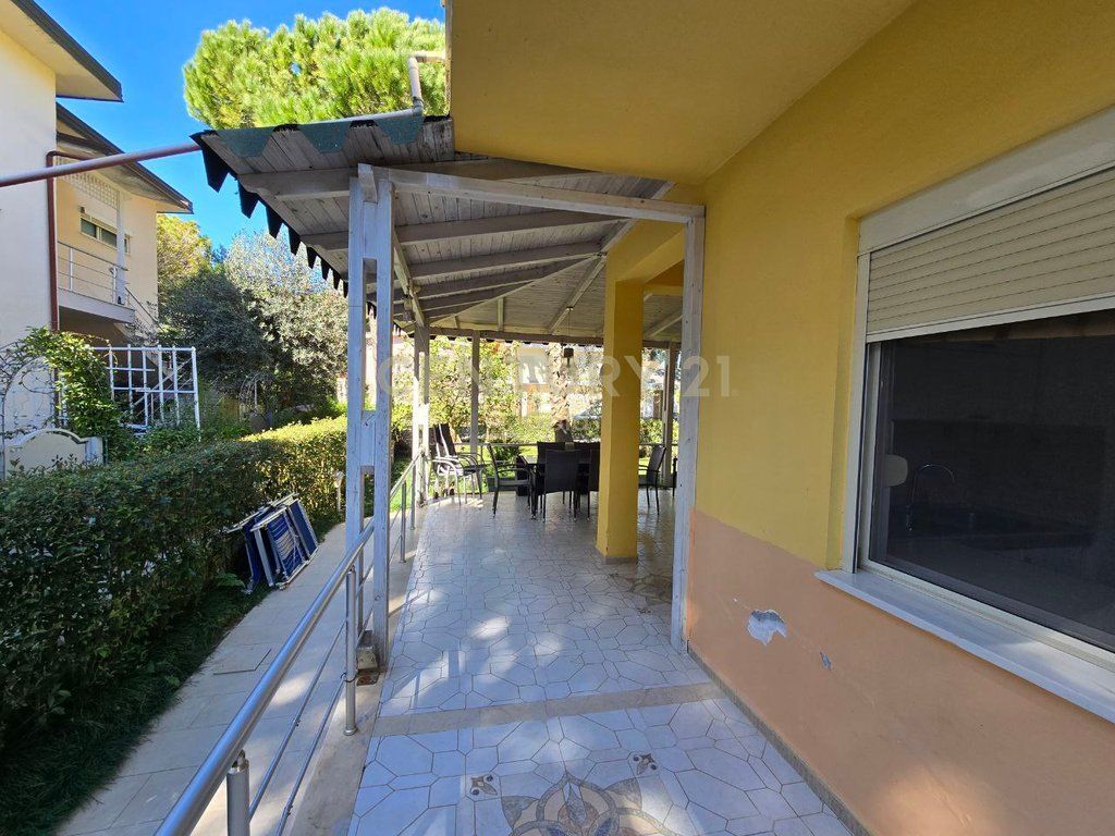 APPARTAMENTO 2+1 CON CORTILE IN VENDITA A LURA 1