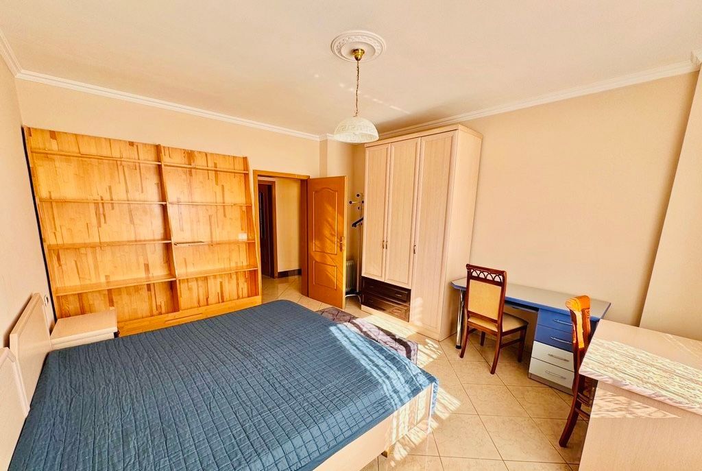 APARTAMENT 2+1+2 ME QERA NE BLLOK!