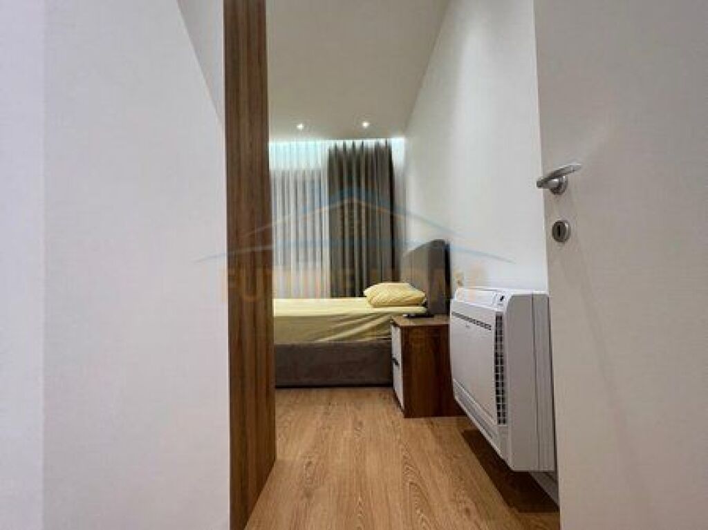 In vendita, Appartamento 2+1, Complesso Univers City, Tirana.