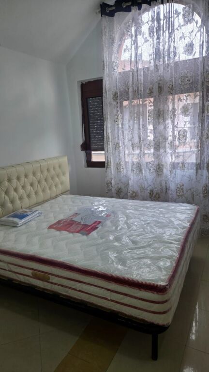 Vicino all'università di medicina, si affitta 1+1