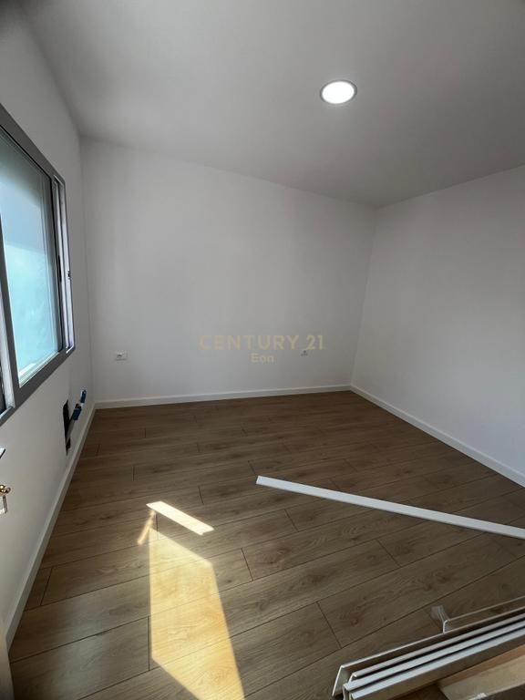 Apartament 2+1 Për Shitje në Plazh, Durrës!