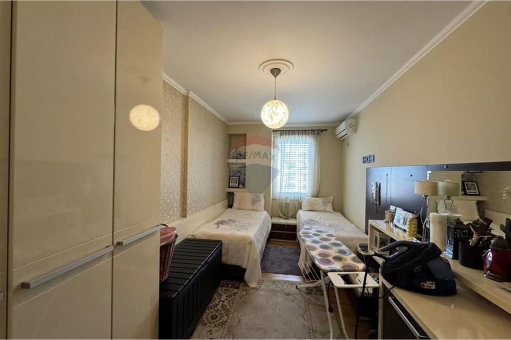 Penthouse - For Sale - Idriz Dollaku Street, Tirana(ID: 530261060-2011)