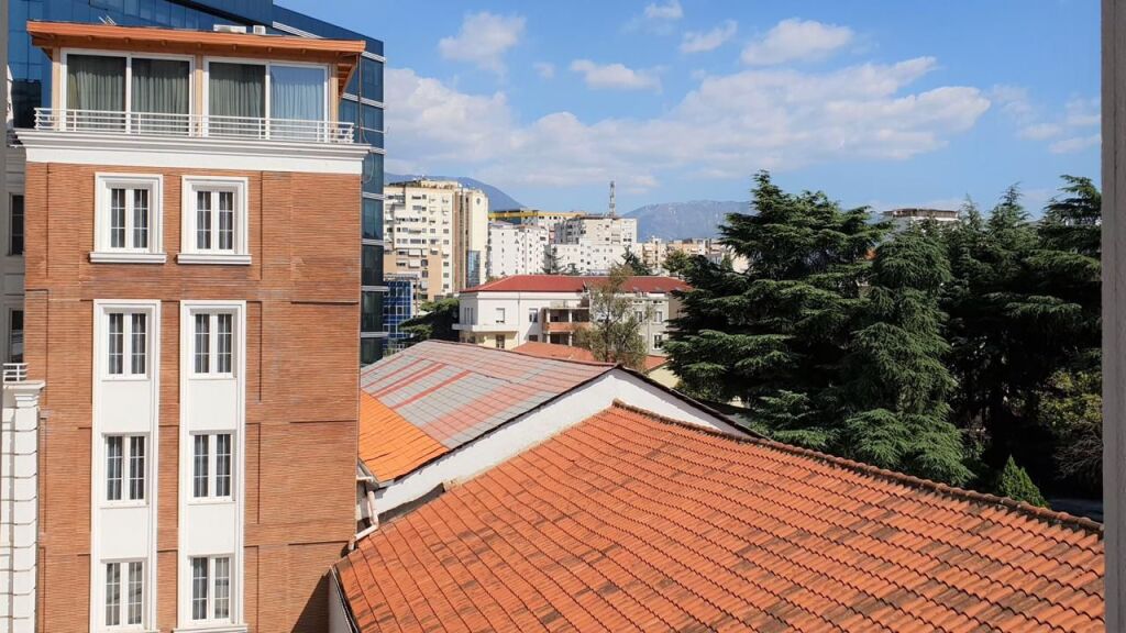 Apartment 1+1 for rent behind Harry Fultz school