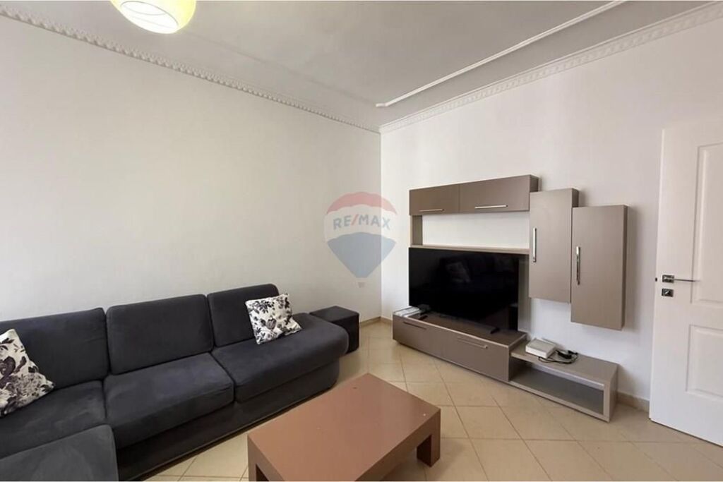 Apartment 1+1 for rent, in Yzberisht